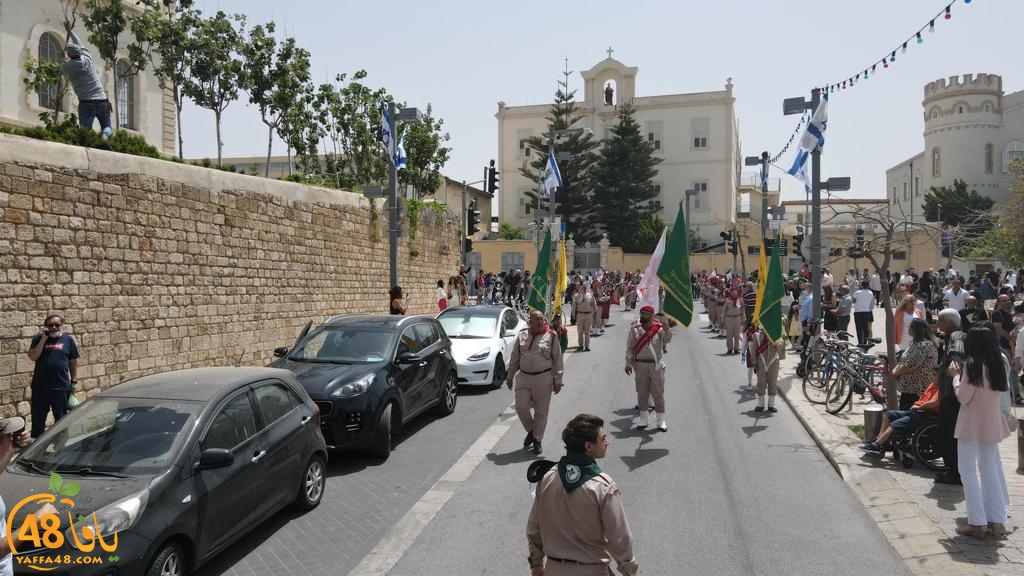 صور: استعراض كشفي ضخم في يافا بمناسبة يوم التقبيلة 